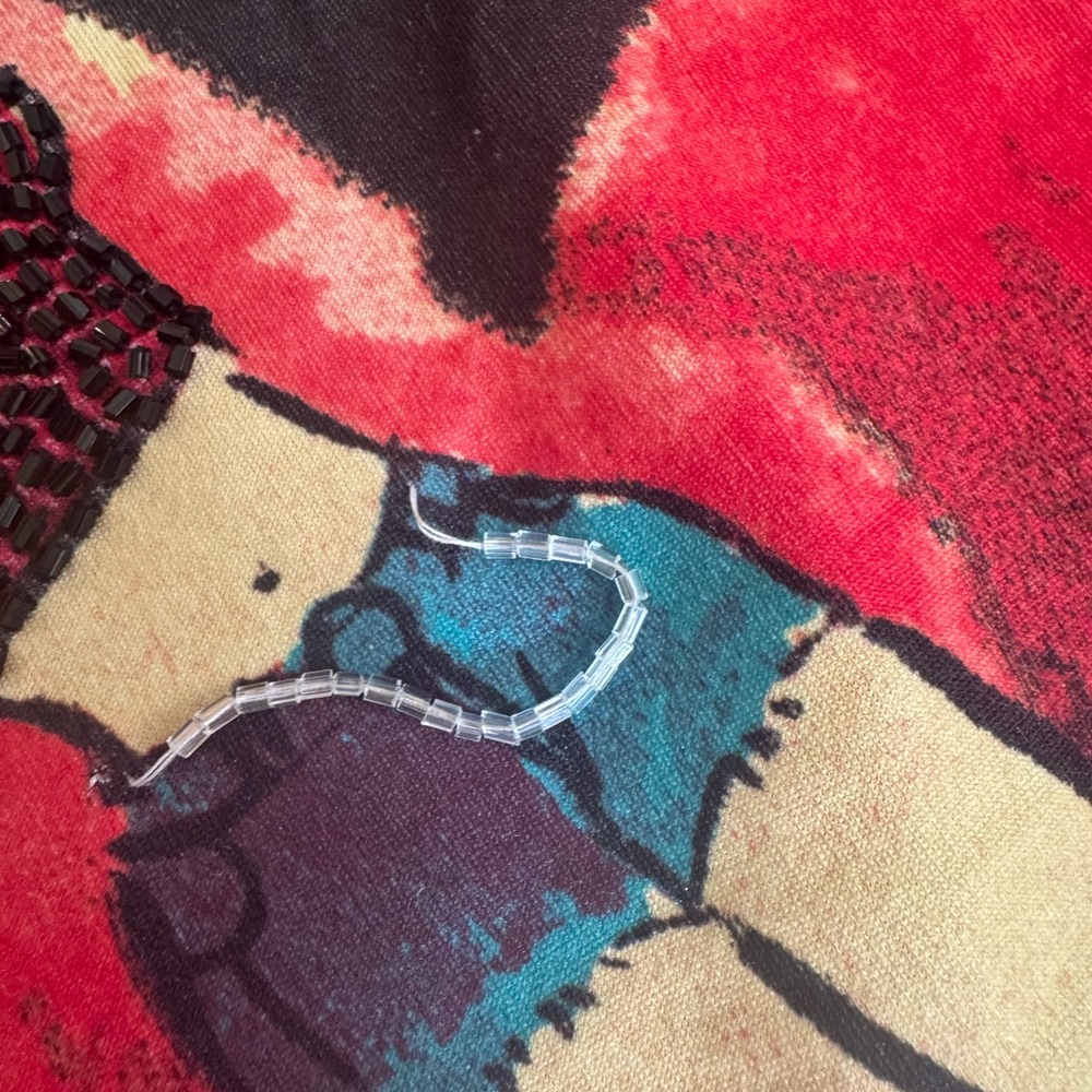Rare Vintage 90s graphic tank w/beading detail - Picture 4 of 7